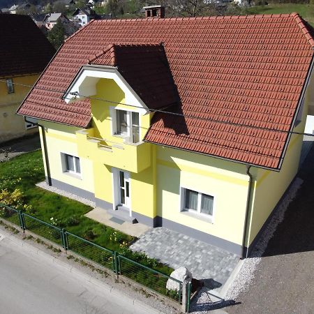 Primula Apartment Blejska Dobrava Eksteriør billede