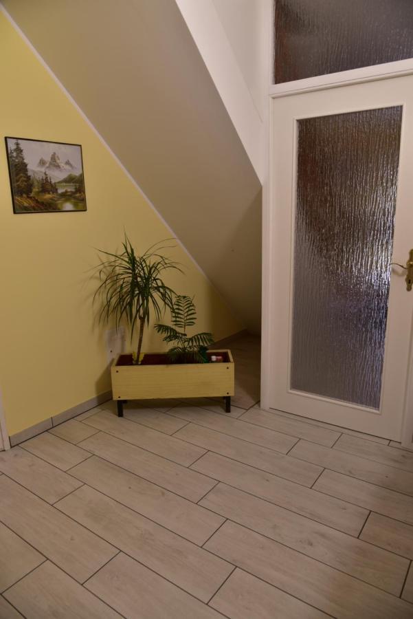 Primula Apartment Blejska Dobrava Eksteriør billede
